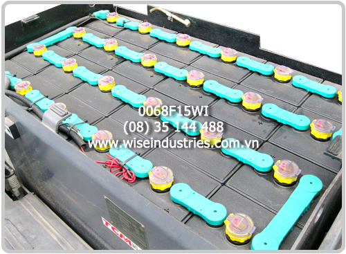 Xe nang dien TCM FB15-7 (0068F15WI) su dung binh dien 48V.