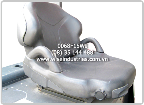 Phan ghe ngoi xe nang dien TCM FB15-7 (0068F15WI).
