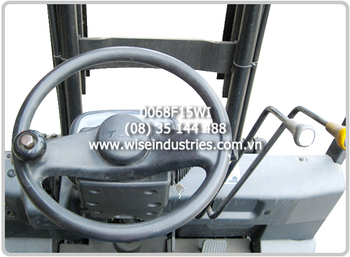 Phan dieu khien xe nang dien TCM FB15-7 (0068F15WI).